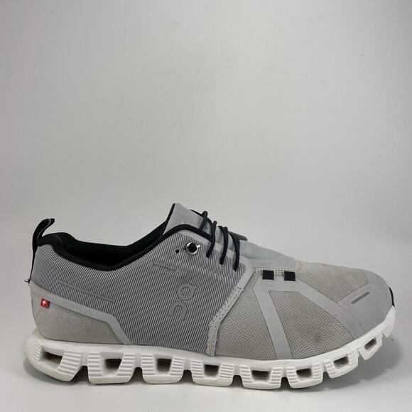 On Cloud 5 Slip On Waterproof Running Shoes Womens Size 11 Gray Athletic Low - Picture 1 of 10